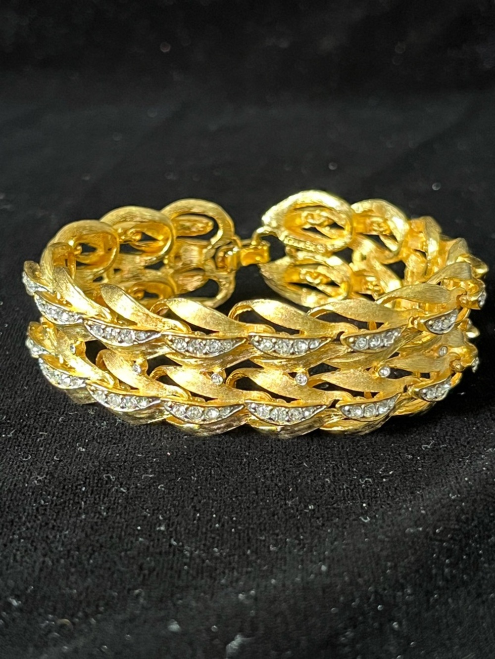 1694 Kramer Vintage Gold Tone Bracelet with Clear Glass Stones